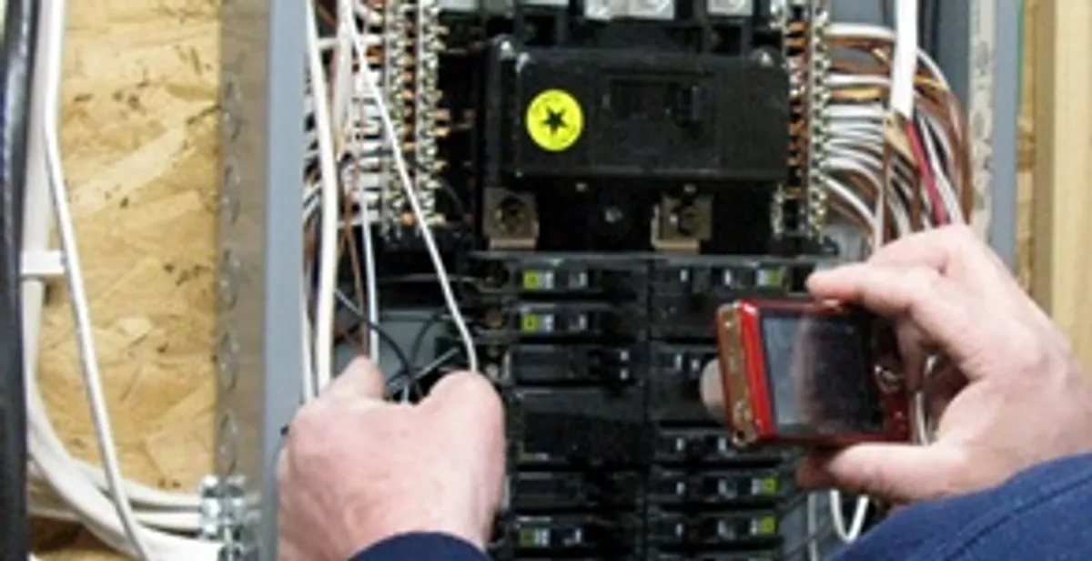 Home electrical inspection of circuit breaker panel by licensed electrician in Bakersfield, CA
