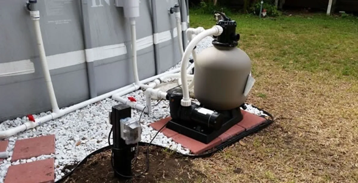 pool pumps service with professionally installed pool pump and filtration system in Bakersfield, CA